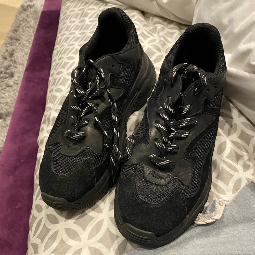 Ash sneakers used once